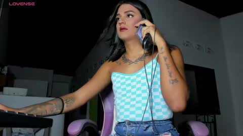Snapshot of anabellabonariva chatting on 06.18.26 Anabella online show from 06.18.26