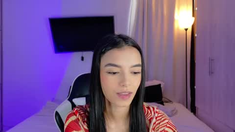 ANABEL WOLF  online show from 09.30.25