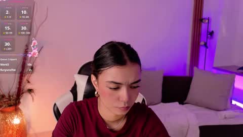 ANABEL WOLF  online show from 04.19.26