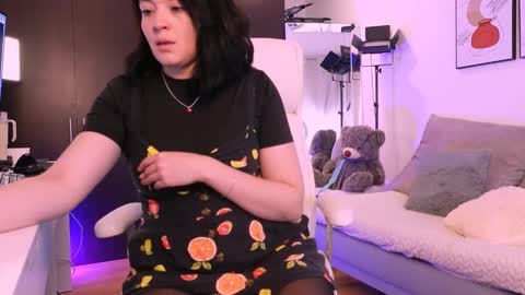 Snapshot of anah_ chatting on 11.20.25 IG Soyanah online show from 11.20.25