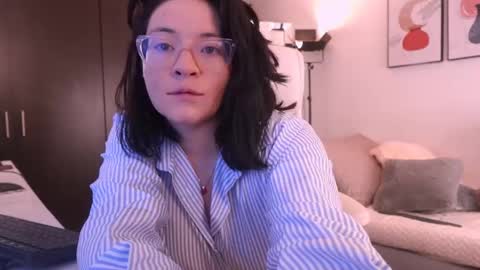 Snapshot of anah_ chatting on 11.22.25 IG Soyanah online show from 11.22.25