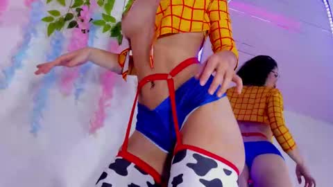 Snapshot of anahidolls chatting on 02.12.26 Anah online show from 02.12.26