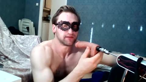 Snapshot of analenter chatting on 02.15.26 extreme anal dildo gaping online show from 02.15.26
