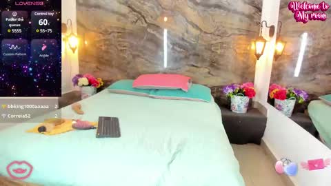 Analia smith online show from 02.11.25