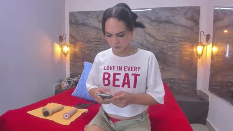 Analia smith online show from 02.10.26