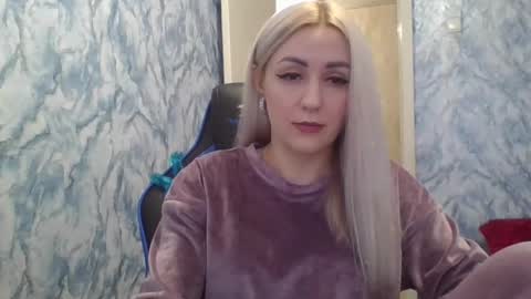 Snapshot of analqueen2024 chatting on 01.06.25 analqueen2024 online show from 01.06.25