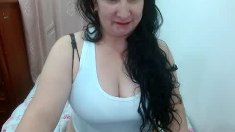 Snapshot of anamaria288 chatting on 07.17.26 anamaria288 online show from 07.17.26
