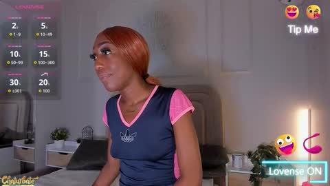 Snapshot of anamonroee chatting on 10.11.25 anamonroee online show from 10.11.25