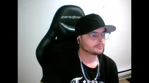 Snapshot of anarchyy1994 chatting on 03.18.26 anarchyy1994 online show from 03.18.26