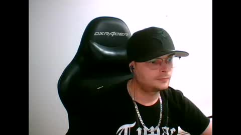 Snapshot of anarchyy1994 chatting on 04.12.26 anarchyy1994 online show from 04.12.26