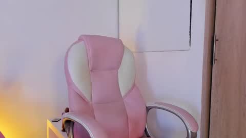 Anastacia online show from 11.21.25