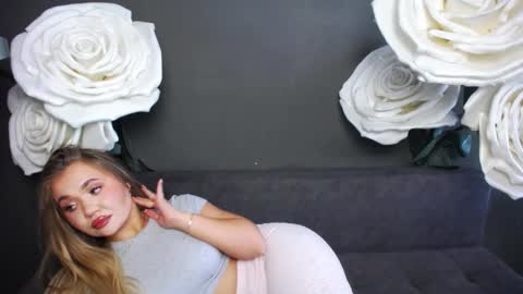 anastacyyellig online show from 09.08.25