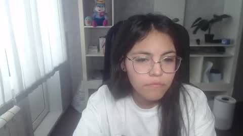 Snapshot of anda_here chatting on 06.16.26 Anda online show from 06.16.26