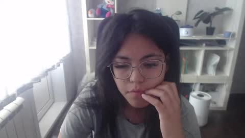 Snapshot of anda_here chatting on 06.21.26 Anda online show from 06.21.26