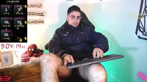 Snapshot of andders_ chatting on 04.18.26 Anders online show from 04.18.26