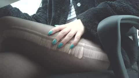 Snapshot of anddrea_ chatting on 05.27.26 online show from 05.27.26