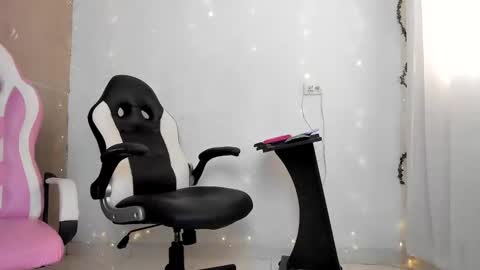 andre_lezcano online show from 09.14.25