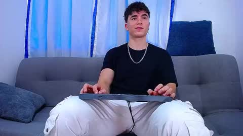 Snapshot of andre_parker chatting on 10.02.25 Andre Parker online show from 10.02.25