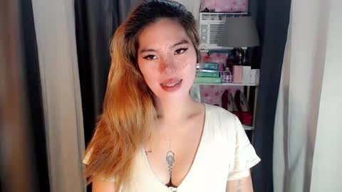 Snapshot of andrea06121998 chatting on 04.23.26 andrea06121998 online show from 04.23.26