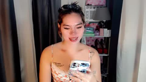 Snapshot of andrea06121998 chatting on 04.24.26 andrea06121998 online show from 04.24.26