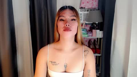 Snapshot of andrea06121998 chatting on 04.25.26 andrea06121998 online show from 04.25.26