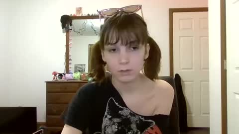 Snapshot of andrea_davenport chatting on 01.16.25 andrea online show from 01.16.25