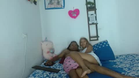 andrea_jose online show from 01.01.25