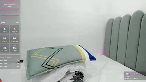 Snapshot of andrea_osorio_ chatting on 02.23.25 Andrea online show from 02.23.25