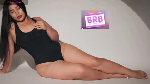 Snapshot of andrea_osorio_ chatting on 09.27.25 Andrea online show from 09.27.25