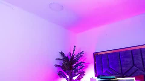 Snapshot of andrea_sexdollx chatting on 02.16.26 ANDREINA online show from 02.16.26