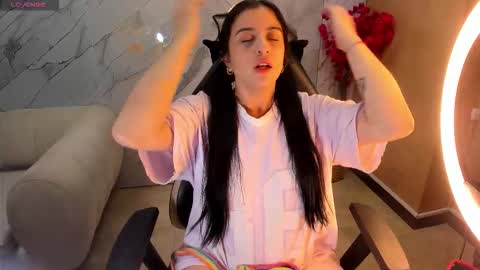 andrea_tasty_tf online show from 12.17.25