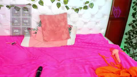 Snapshot of andrea_williams24 chatting on 01.21.25 Naomi Andrea Daviss online show from 01.21.25