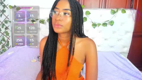 Snapshot of andrea_williams24 chatting on 09.19.25 Naomi Andrea Daviss online show from 09.19.25