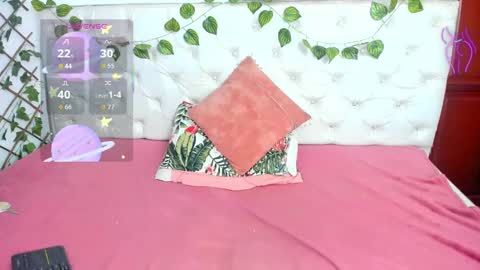 Snapshot of andrea_williams24 chatting on 10.25.25 Naomi Andrea Daviss online show from 10.25.25