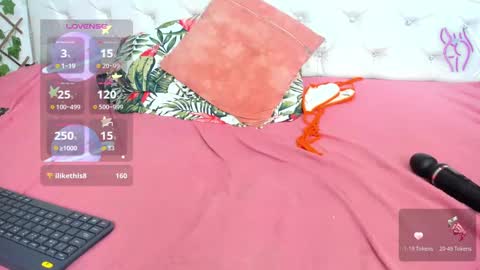 Snapshot of andrea_williams24 chatting on 11.22.25 Naomi Andrea Daviss online show from 11.22.25