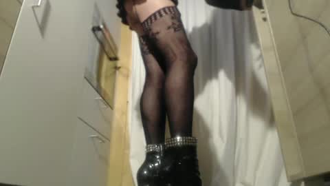 Andrea online show from 12.28.24