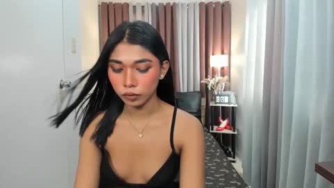 Snapshot of andreajane69 chatting on 10.23.25 andreajane69 online show from 10.23.25