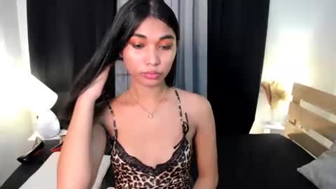 Snapshot of andreajane69 chatting on 11.14.25 andreajane69 online show from 11.14.25