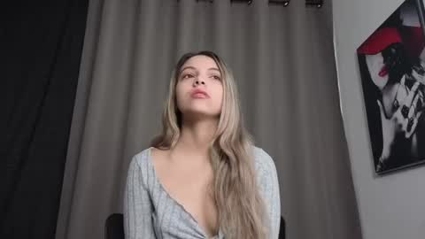 Snapshot of andreau_19 chatting on 06.12.26 andreau 19 online show from 06.12.26