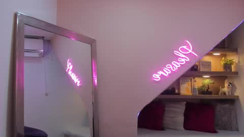 Snapshot of andrecastaneda chatting on 11.15.25 Andre Castaneda online show from 11.15.25