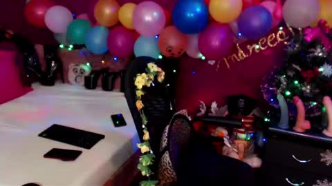 Snapshot of andreeajj chatting on 01.01.25 andreeajj online show from 01.01.25