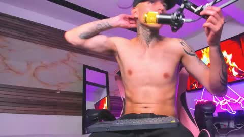 andrees_s online show from 10.11.25