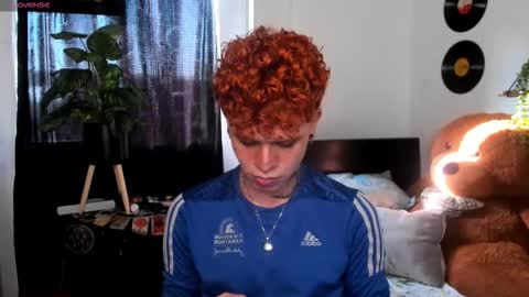 Snapshot of andreewwolffman chatting on 09.12.25 Andrew online show from 09.12.25