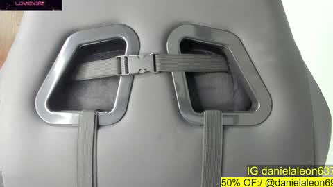 Snapshot of andreja_pejic chatting on 02.03.25 onlyfans danielaleon69 IG danielaleon637 online show from 02.03.25