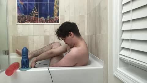 Snapshot of andrenoma427 chatting on 10.29.25 andrenoma427 online show from 10.29.25