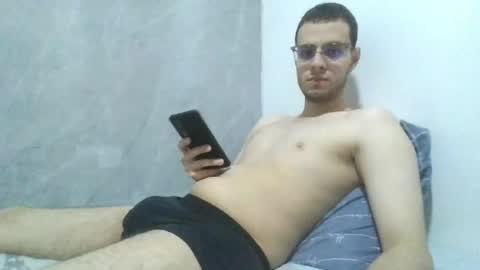 andres129494 online show from 04.13.26