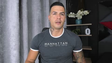 insta andres clark  online show from 02.05.25