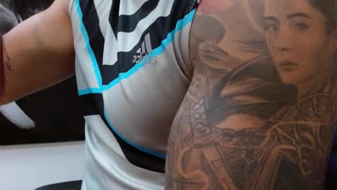 insta andres clark  online show from 02.26.25