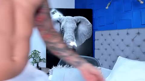 insta andres clark  online show from 09.24.25