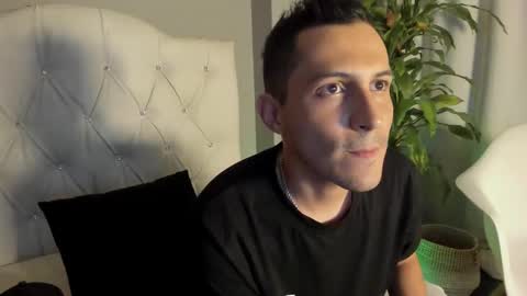 Snapshot of andres_marinn chatting on 01.15.25 andres_marinn online show from 01.15.25